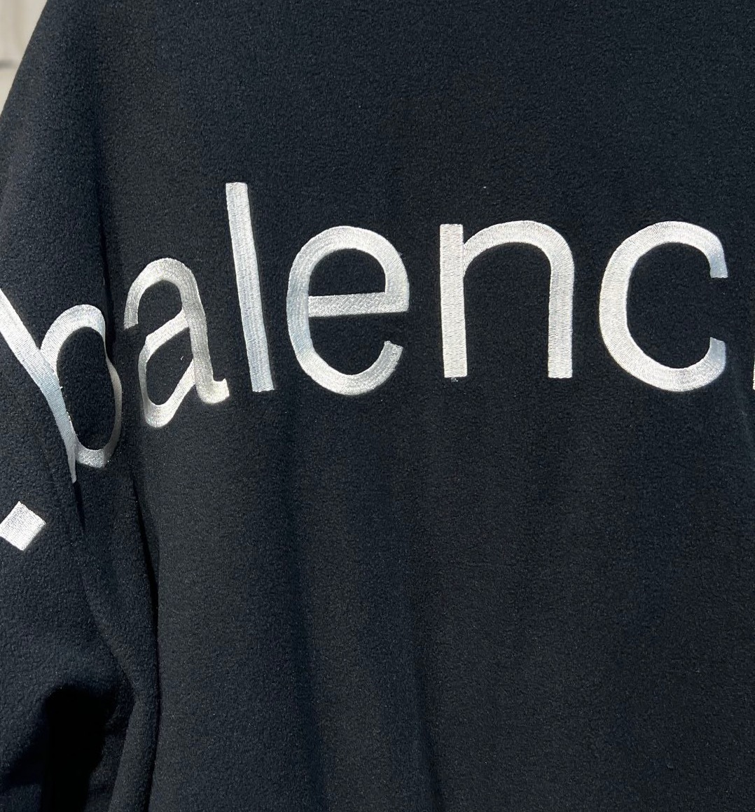バレンシアガ「Balenciaga」‌2025年秋冬新作 URLエンブロイダリー ロゴジャケット