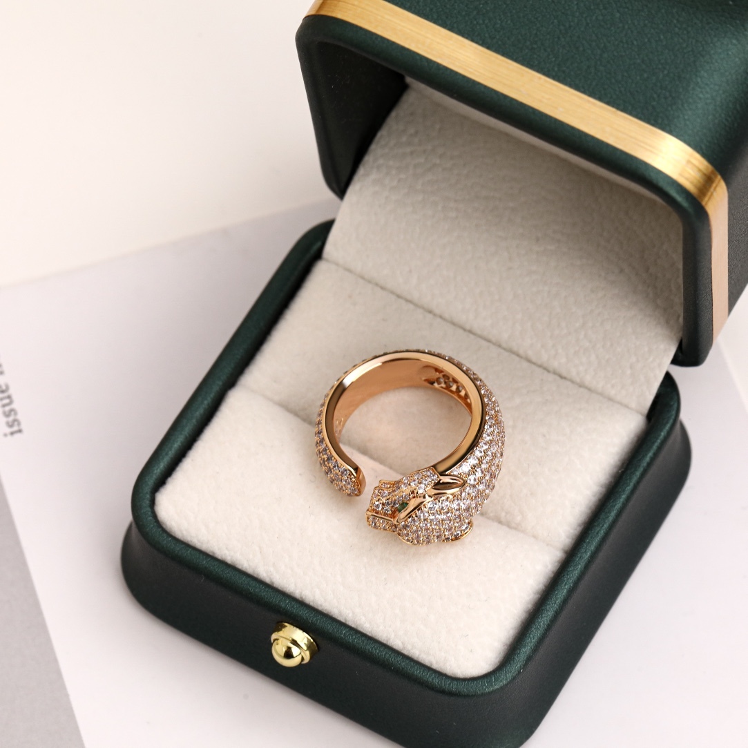 カルティエ「Cartier」Panthère de Cartier フルダイヤモンドリング