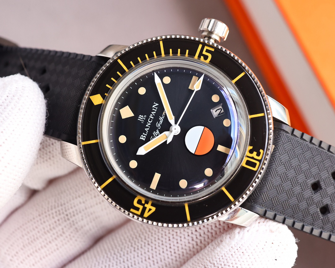 ブランパン「Blancpain」フィフティ・ファゾム「No Radiations」限定版自動巻きダイバーズウォッチ40.3mm