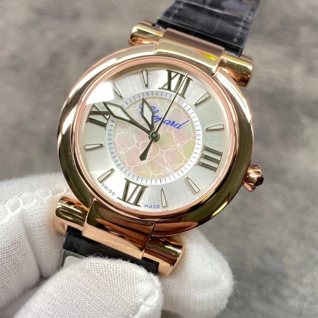 ショパール「Chopard」ハッピースポーツレディースウォッチ34mm