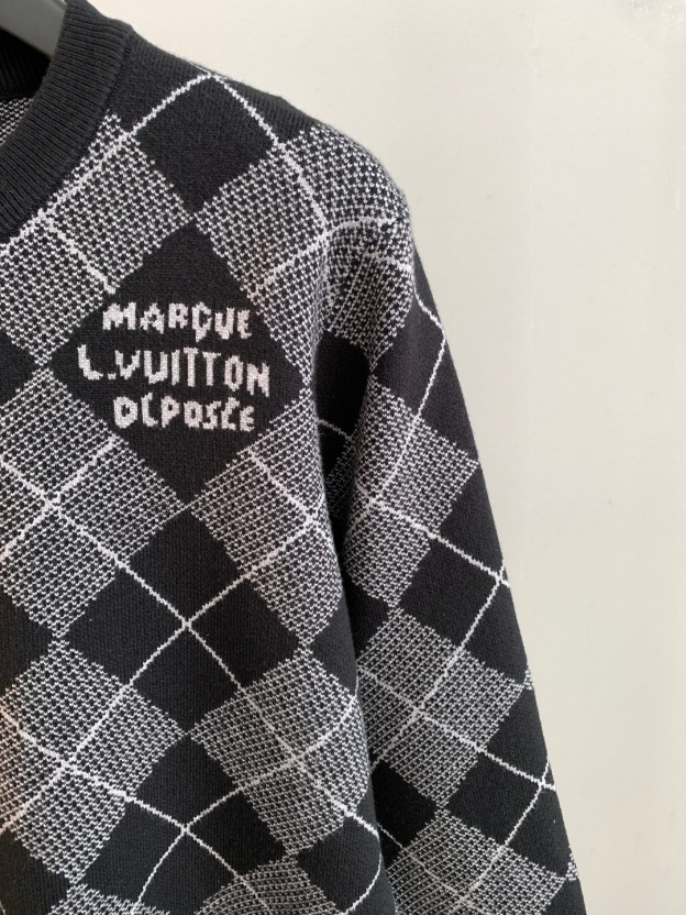 ルイ・ヴィトン「Louis Vuitton」ラウンドネックセーター