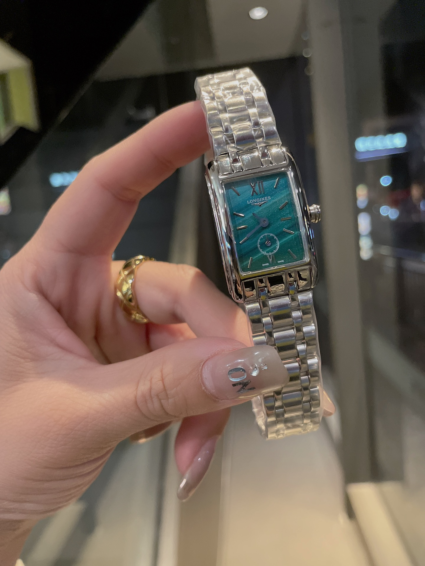 ロンジン「Longines」DolceVitaレディースウォッチ 33x22mm