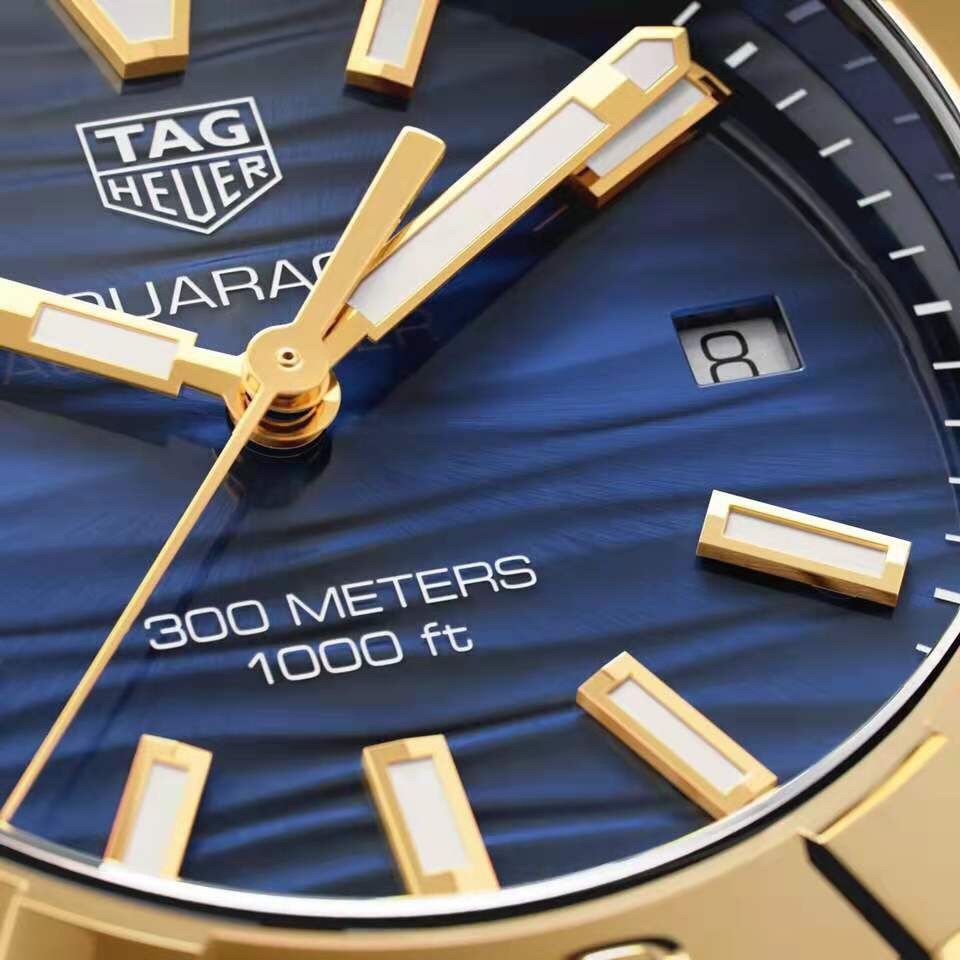 タグ・ホイヤー「TAG Heuer」アクアレーサー レディース クォーツ 腕時計32mm