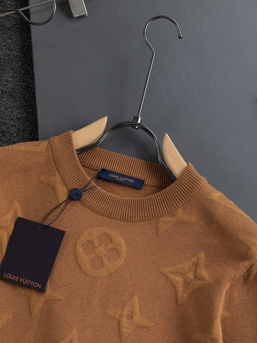 ルイ・ヴィトン「Louis Vuitton」秋冬新作ニットクルーネックセーター