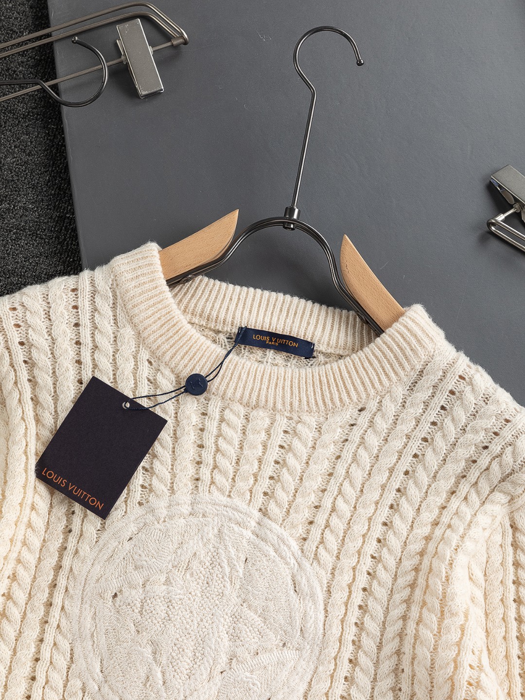 ルイ・ヴィトン「Louis Vuitton」秋冬新作ニットクルーネックセーター