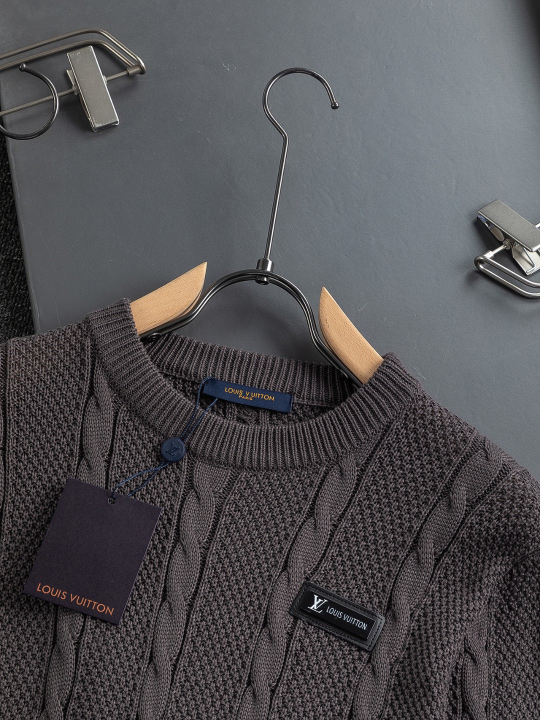 ルイ・ヴィトン「Louis Vuitton」秋冬新作ニットクルーネックセーター