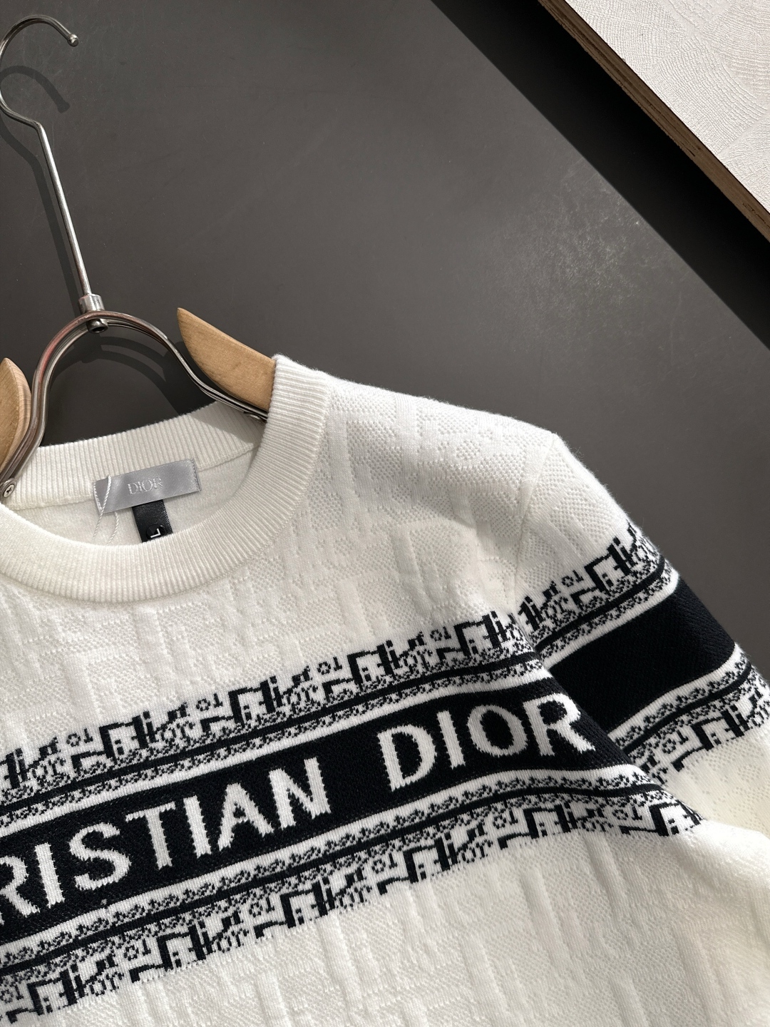 ディオール「Dior」秋冬ウールの丸ネックニットセーター