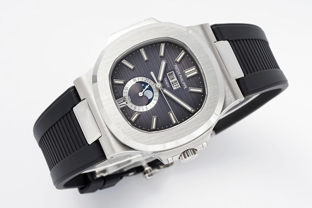 パテック・フィリップ ノーチラス 40MM