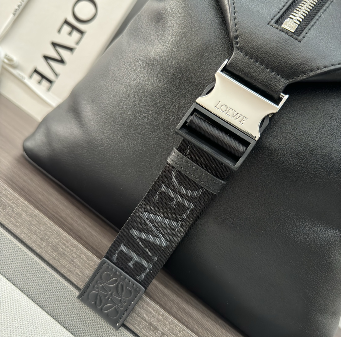 ロエベ「Loewe」Flex バックパック