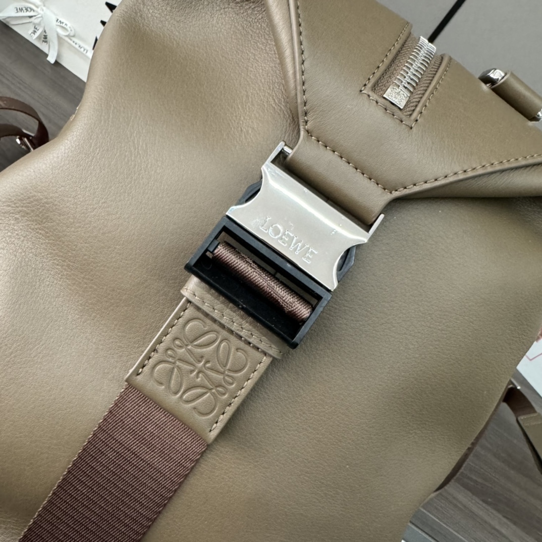 ロエベ「Loewe」Flex バックパック