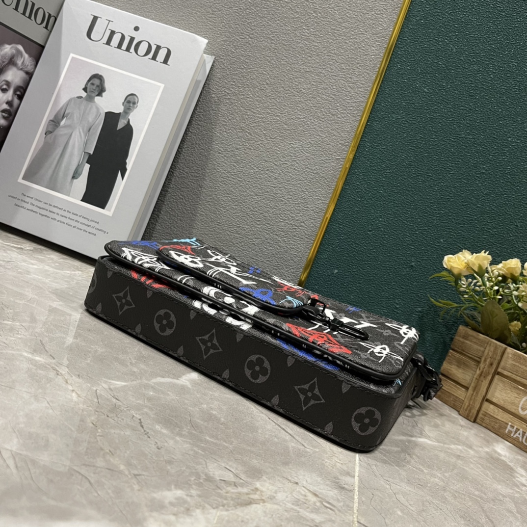 ルイ・ヴィトン「Louis Vuitton」新作 Trio メッセンジャーバッグ