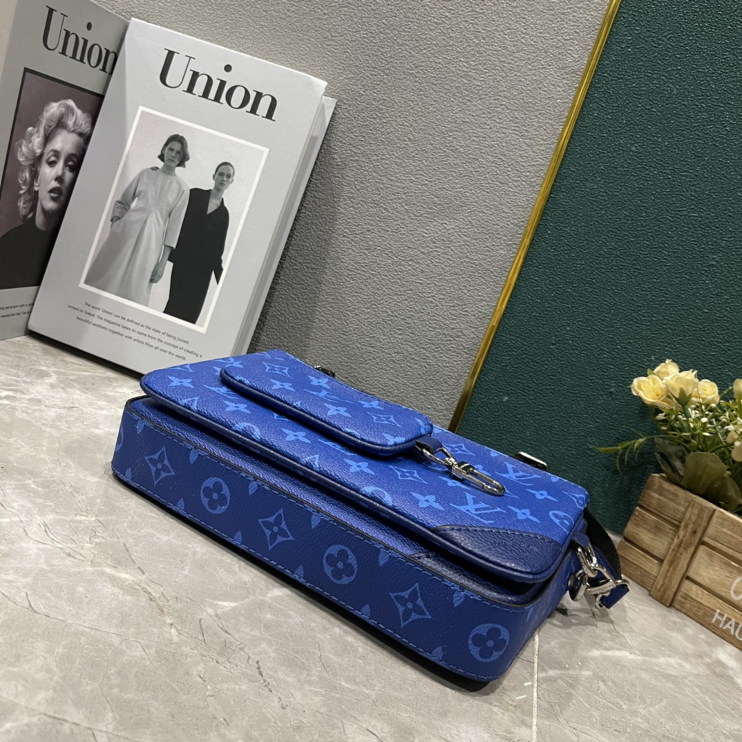 ルイ・ヴィトン「Louis Vuitton」新作 Trio メッセンジャーバッグ