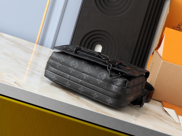 ルイ・ヴィトン「Louis Vuitton」Steamer メッセンジャーバッグ