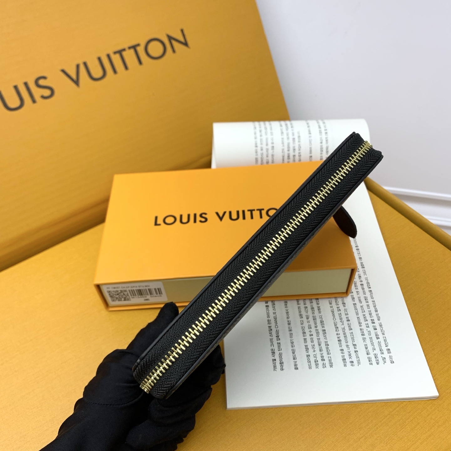 ルイ・ヴィトン「Louis Vuitton」新作 日本限定 ジッピー･ウォレット