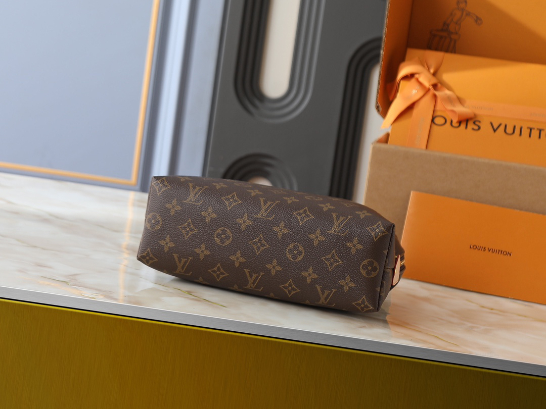 ルイ・ヴィトン ポシェット･コスメティック GM
