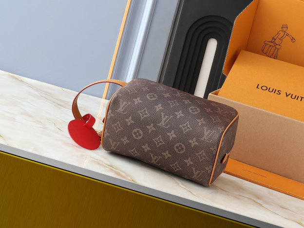 ルイ・ヴィトン ロッカー ドップ･キット