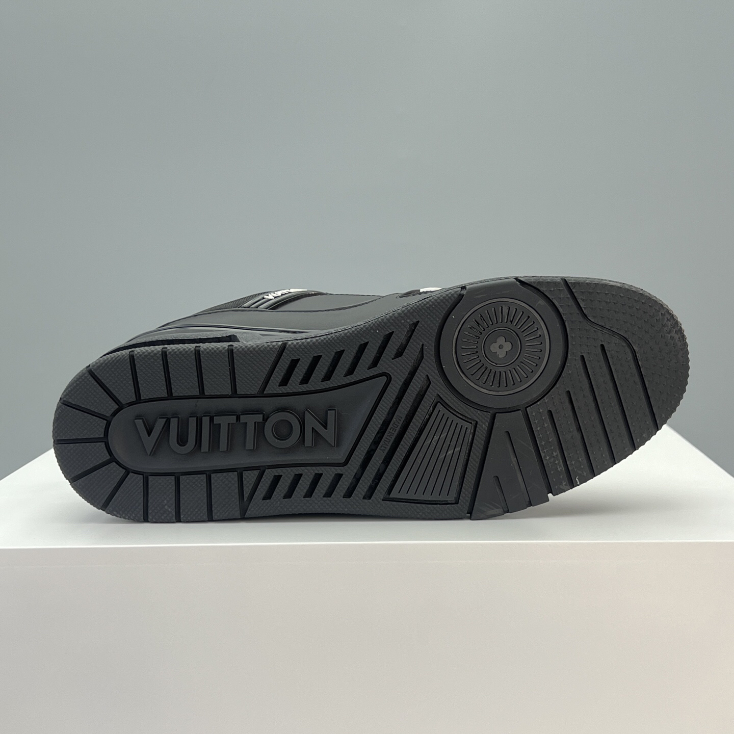 ルイ・ヴィトン「Louis Vuitton」 Skate スニーカー