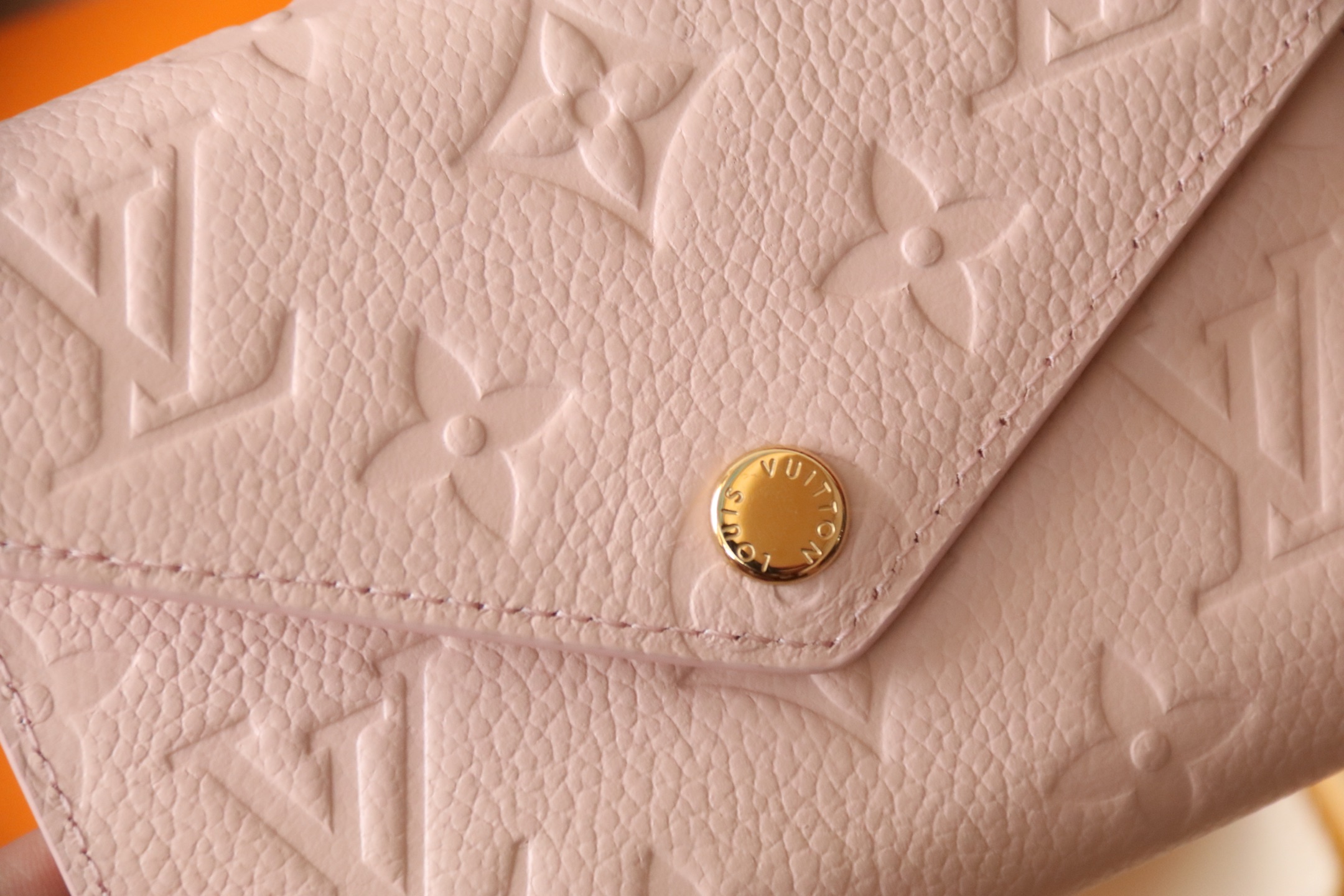 ルイ・ヴィトン ポルトフォイユ･ヴィクトリーヌ ウォレット