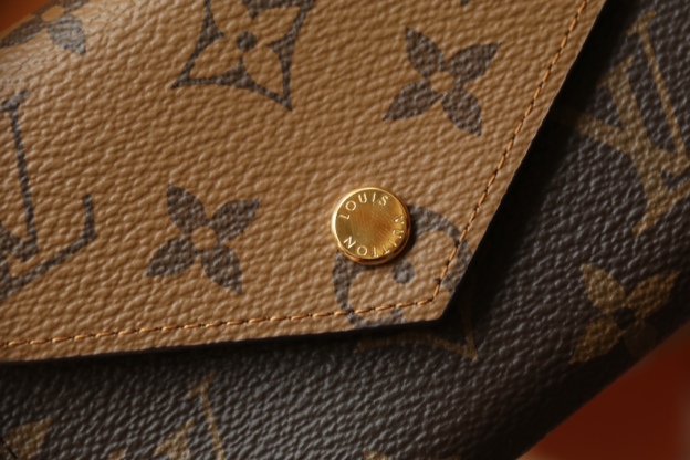 ルイ・ヴィトン ポルトフォイユ･ヴィクトリーヌ ウォレット