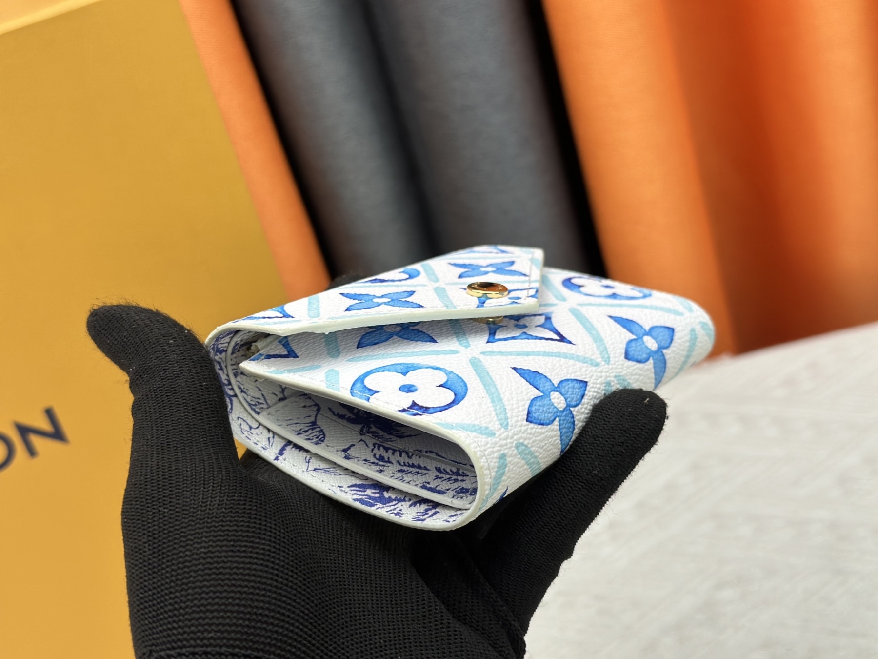 ルイ・ヴィトン ポルトフォイユ･ヴィクトリーヌ ウォレット