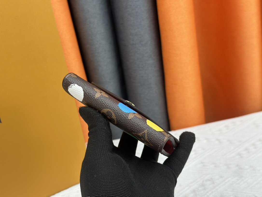 ルイ・ヴィトン ポルトフォイユ･ヴィクトリーヌ ウォレット