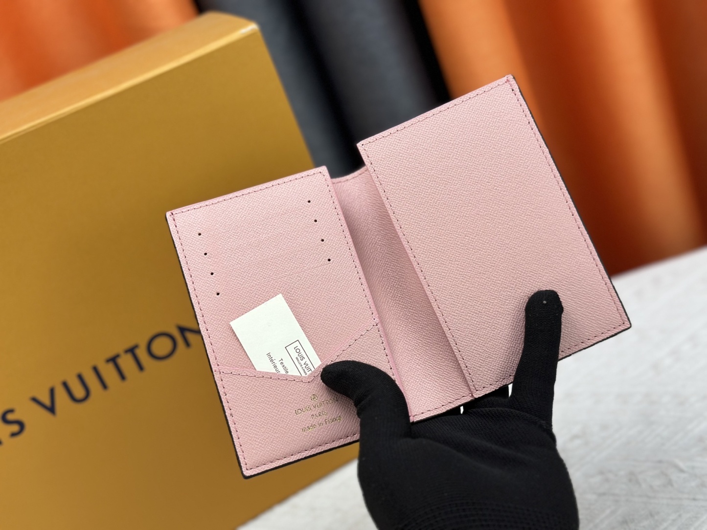 ルイ・ヴィトン パスポートカバー クーヴェルテュール･パスポール