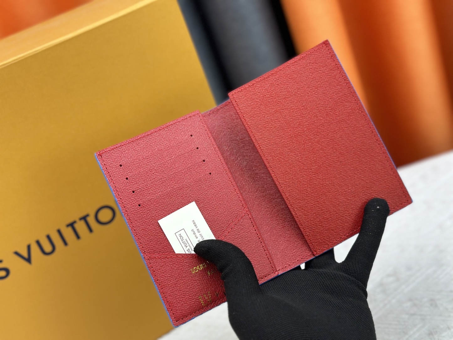 ルイ・ヴィトン パスポートカバー クーヴェルテュール･パスポール