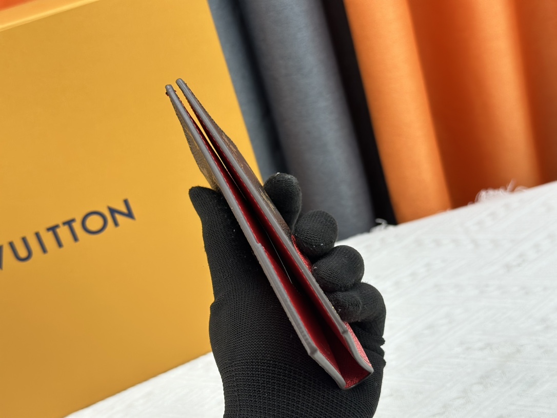 ルイ・ヴィトン パスポートカバー クーヴェルテュール･パスポール