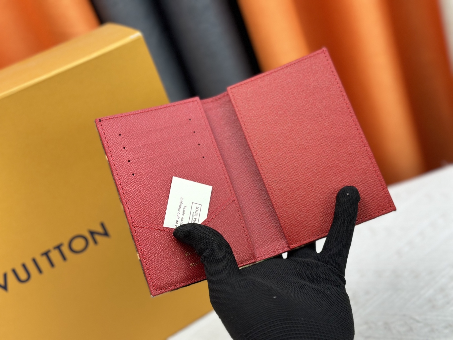 ルイ・ヴィトン パスポートカバー クーヴェルテュール･パスポール