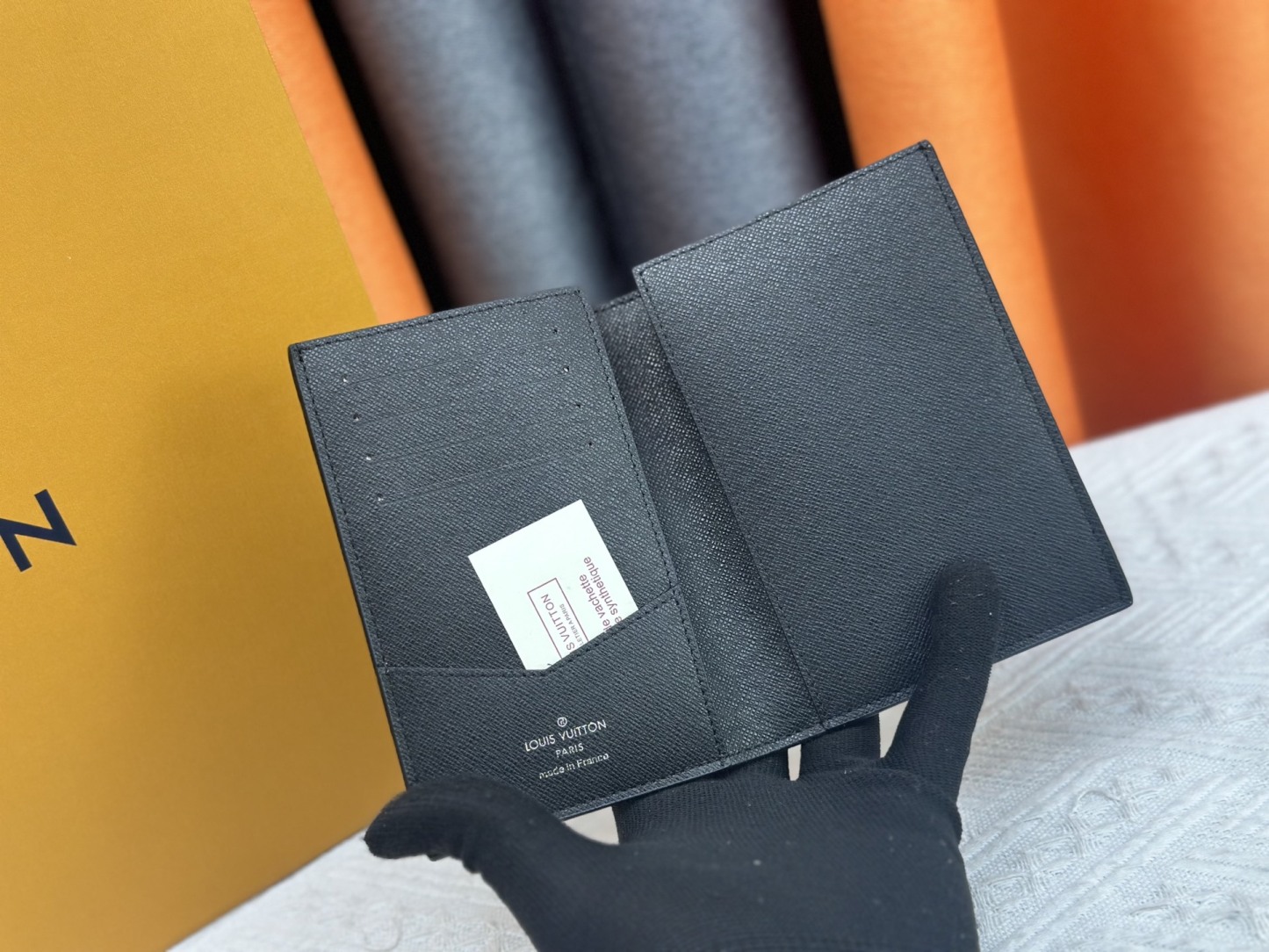 ルイ・ヴィトン パスポートカバー クーヴェルテュール･パスポール