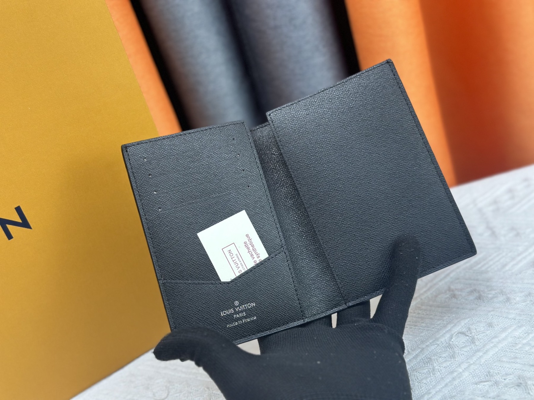 ルイ・ヴィトン パスポートカバー クーヴェルテュール･パスポール