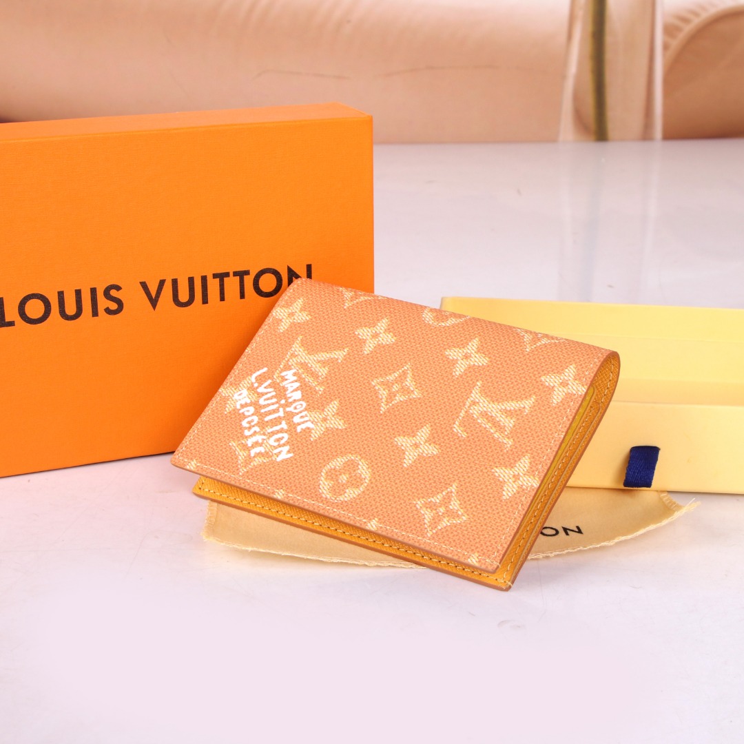 ルイ・ヴィトン パスポートカバー クーヴェルテュール･パスポール