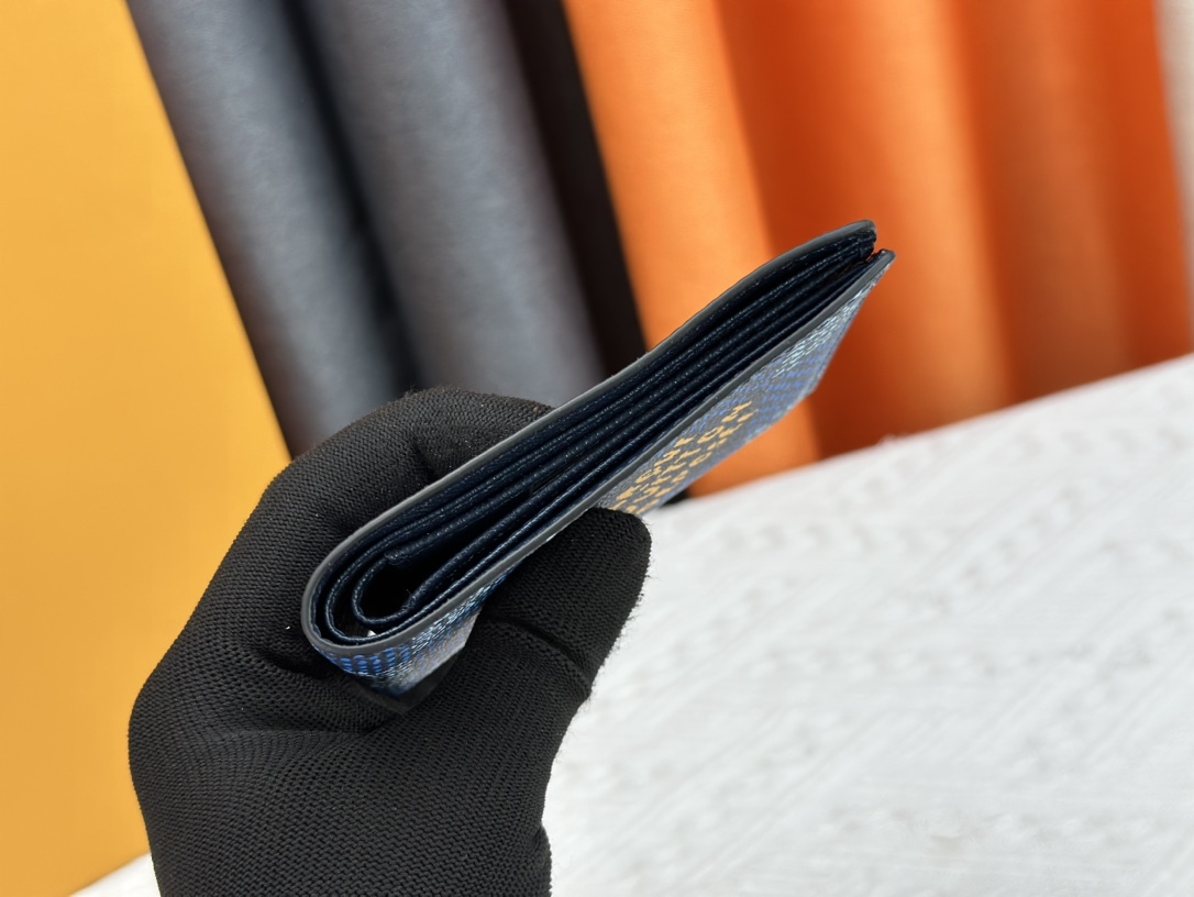 ルイ・ヴィトン ポルトフォイユ･ミュルティプル