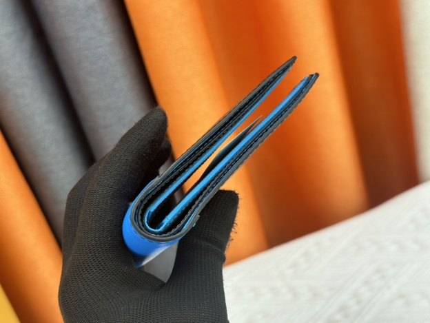 ルイ・ヴィトン ポルトフォイユ･ミュルティプル