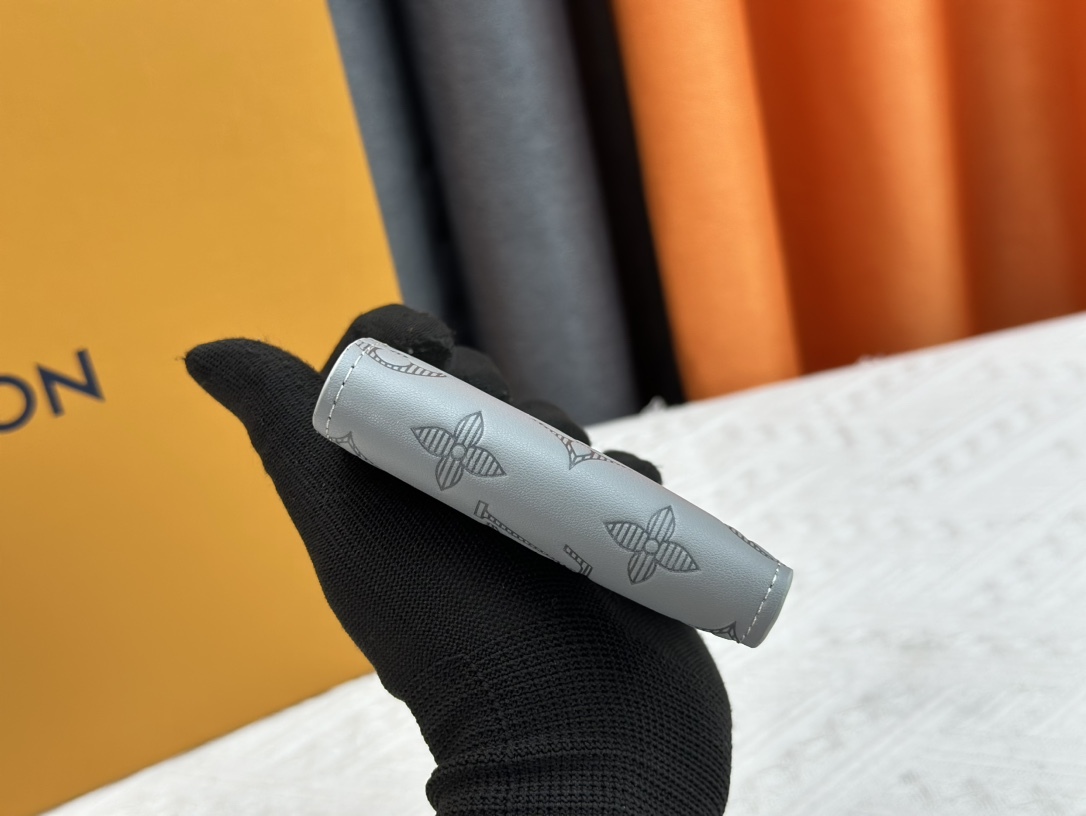 ルイ・ヴィトン ポルトフォイユ･ミュルティプル