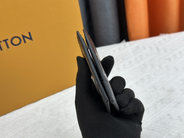 ルイ・ヴィトン ポルトフォイユ･ミュルティプル