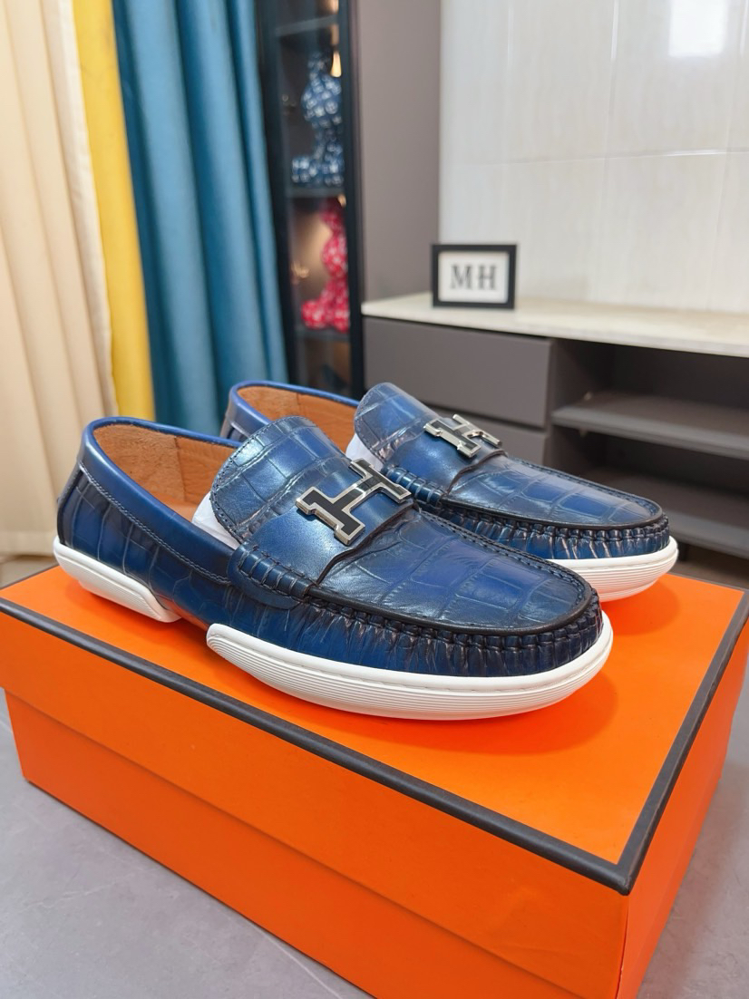 エルメス［Hermès］【カップルに大人気】 おしゃれなペアスニーカー