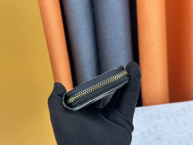 ルイ・ヴィトン ジッピー･コイン パース