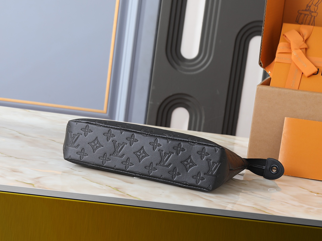 ルイ・ヴィトン「Louis Vuitton」ポシェット･ヴォワヤージュ スープル