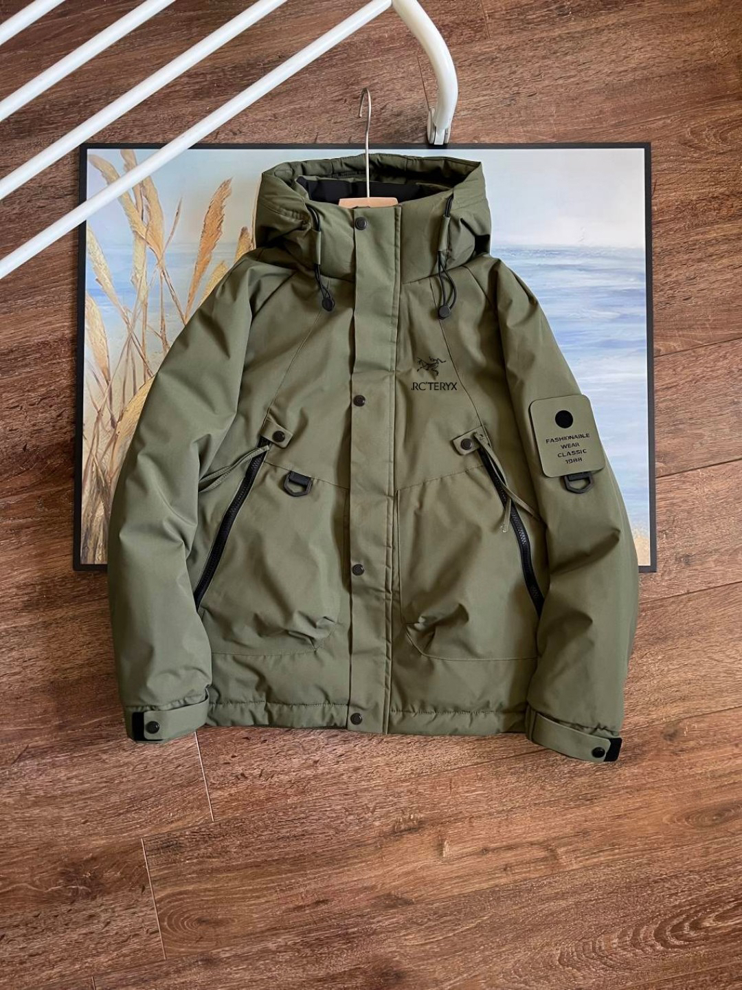 アークテリクス 防水フード付きダウンジャケット