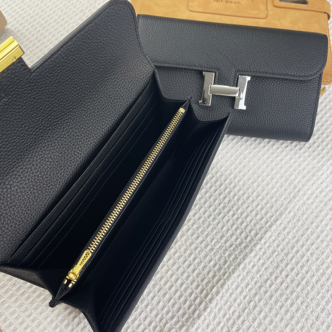 エルメス コンスタンス ウォレット「Constance Wallet」
