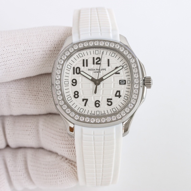 パテック フィリップ「Patek Philippe」アクアノート ルーチェ 5268R 38.8MM