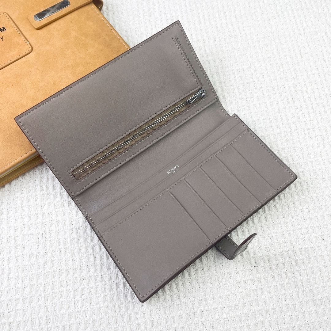 エルメス エヴリンヌ クロコダイル革 縦型ウォレット