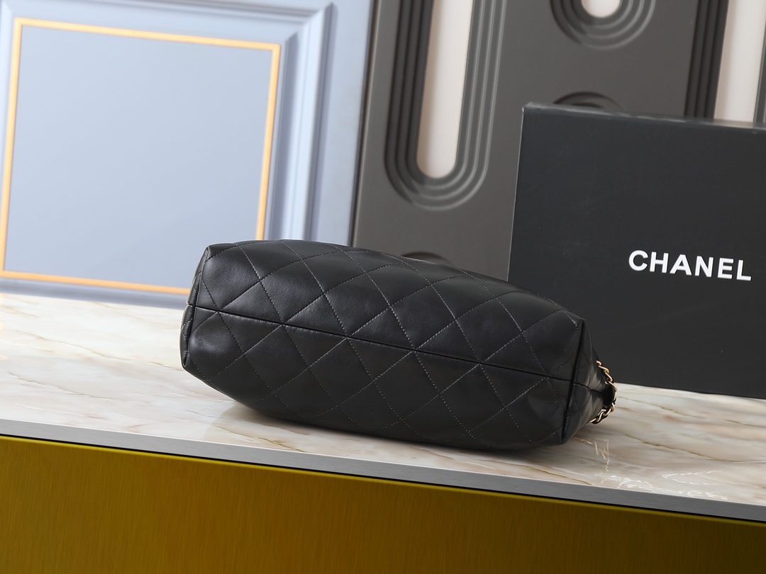 シャネル スモール ショッピングバッグ「Shopping Bag」