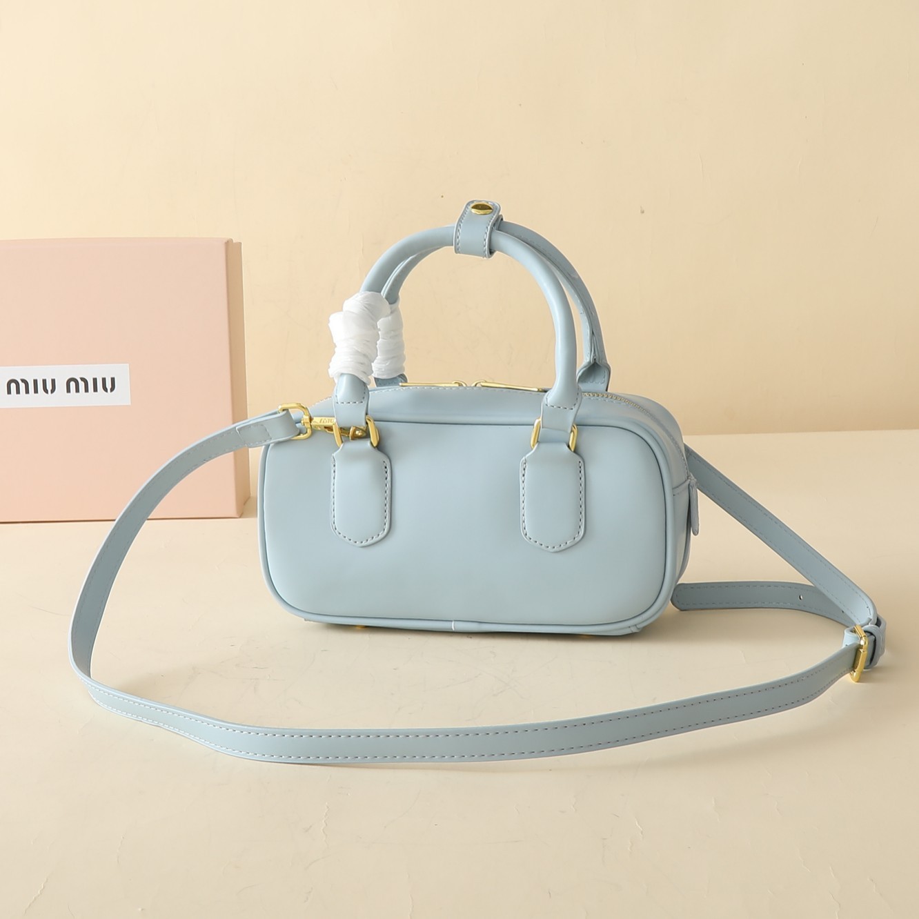 ミュウミュウ アルカディ レザー レギュラー/ラージバッグ「Arcadie Bag」