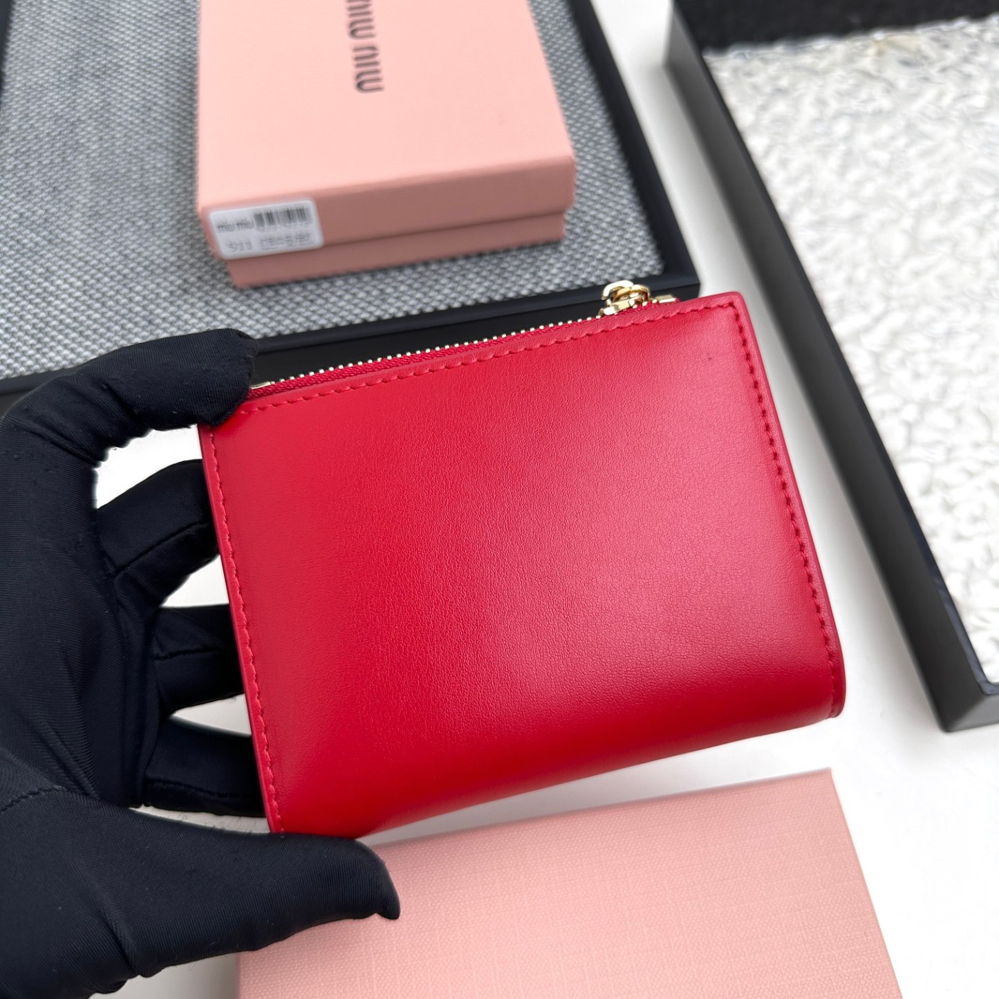 ミュウミュウ アルカディ レザー 財布「Arcadie Wallet」