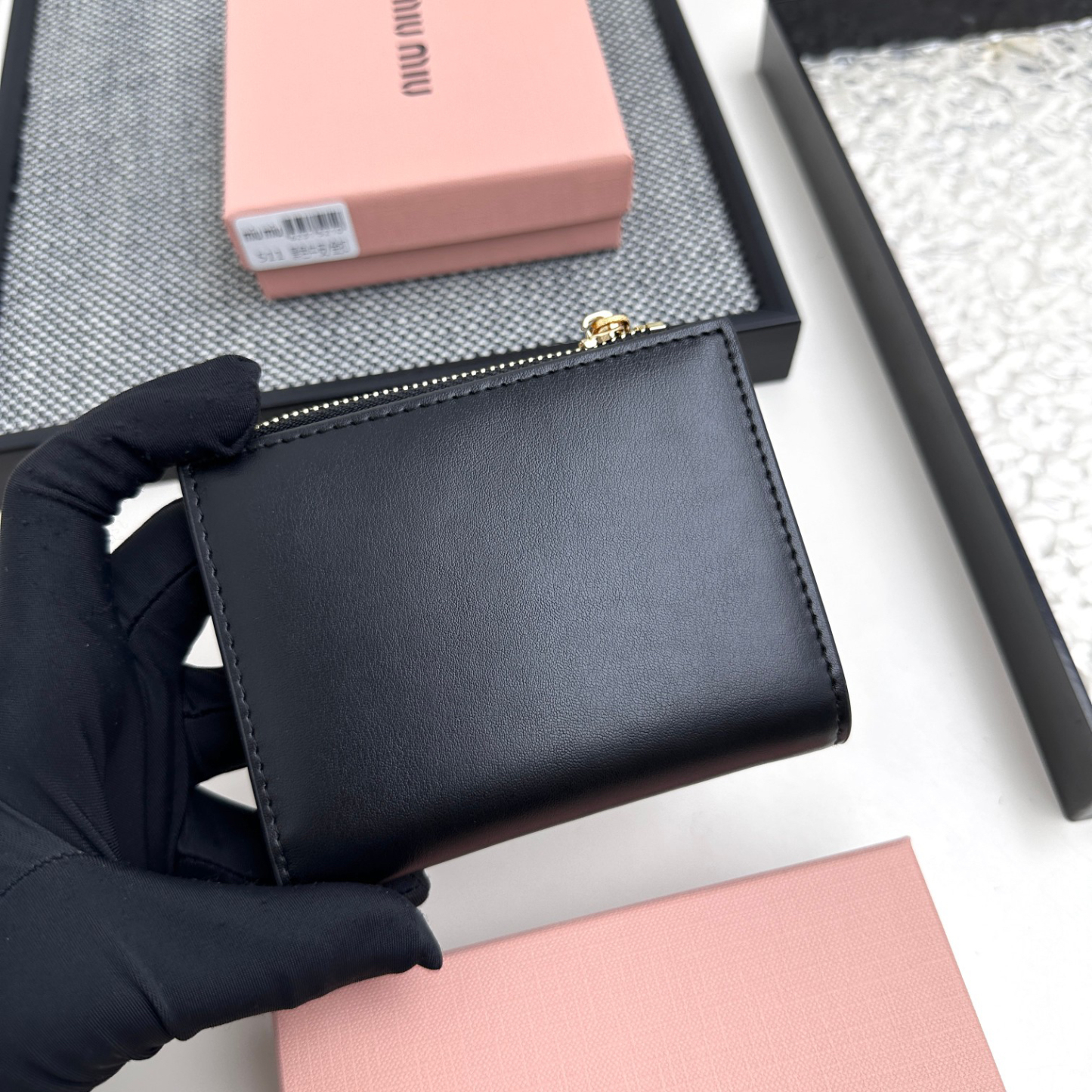 ミュウミュウ アルカディ レザー 財布「Arcadie Wallet」