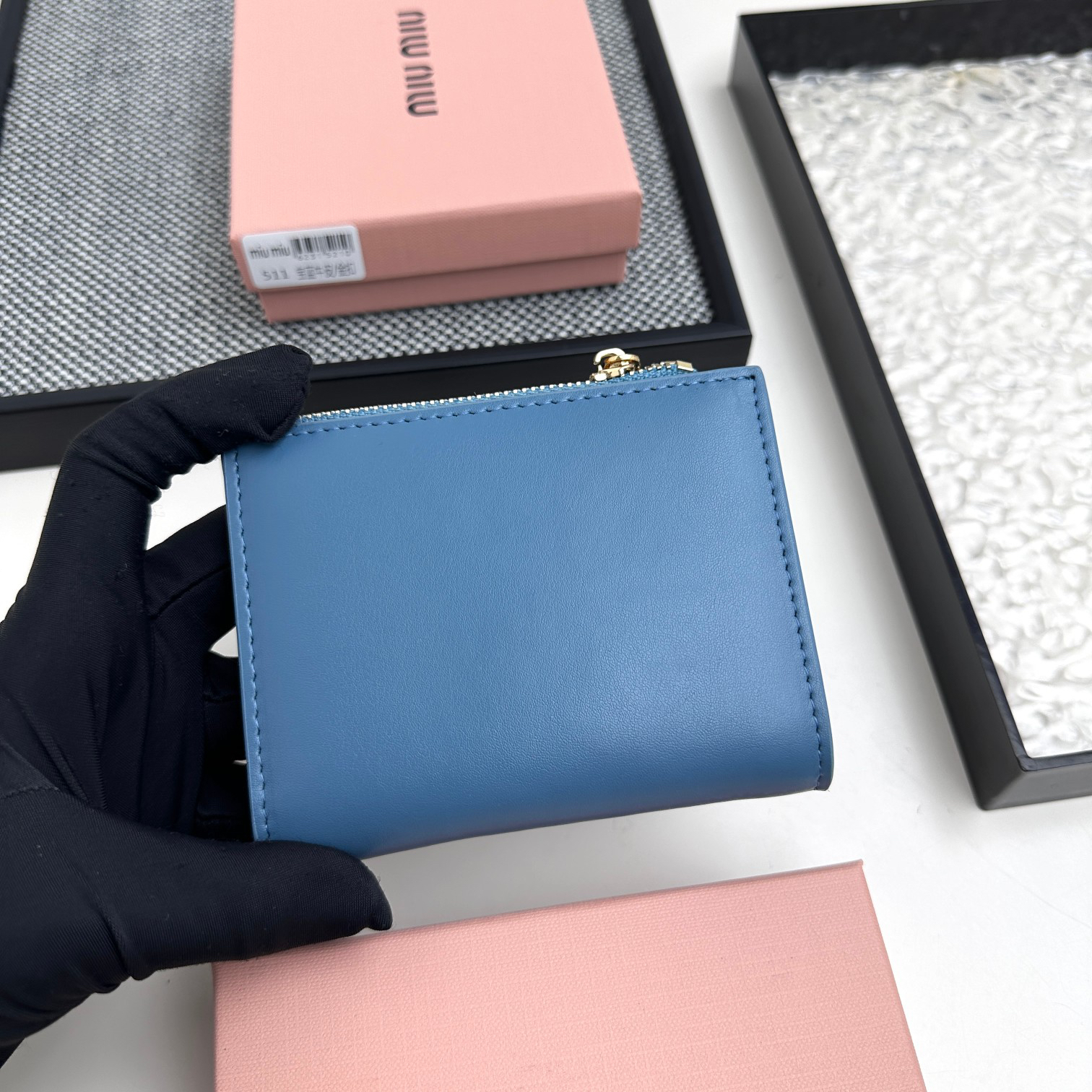 ミュウミュウ アルカディ レザー 財布「Arcadie Wallet」