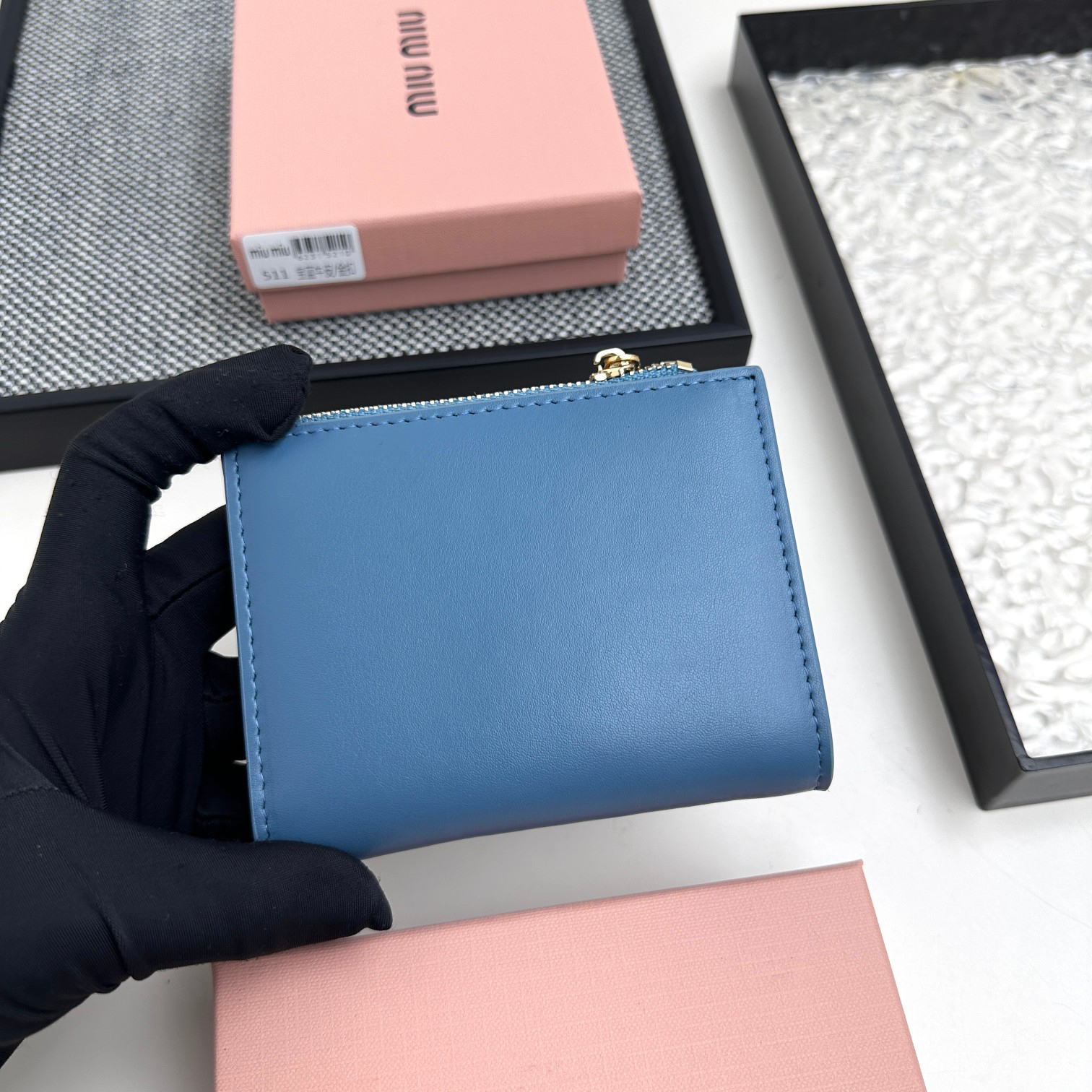 ミュウミュウ アルカディ レザー 財布「Arcadie Wallet」