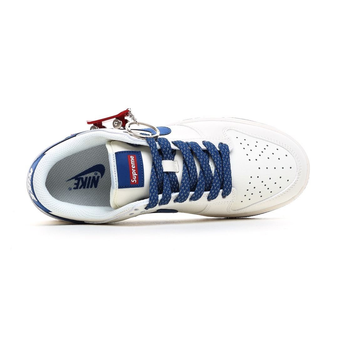 「コラボモデル」Supreme x Nike SB Dunk Low 【スニーカー】